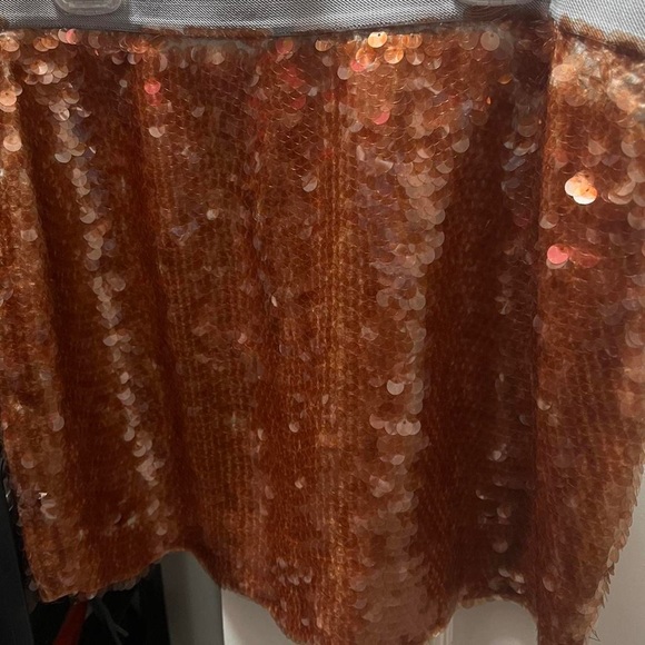 BCBG maxazria mini sequin skirt - Picture 2 of 6